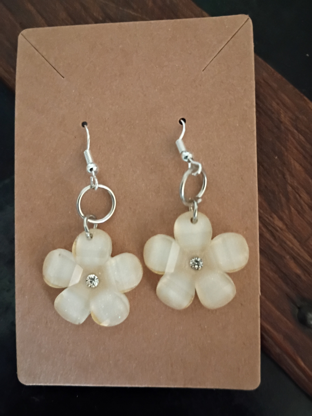 Women Jewelry Cream Flower Drop Earrings with Rhinestone Accent